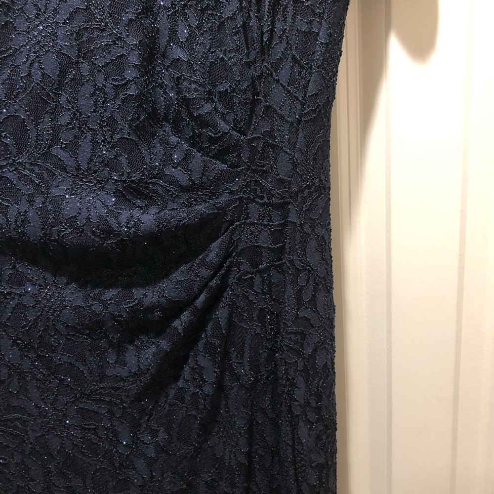 Evenong gown - Picture 2 of 5